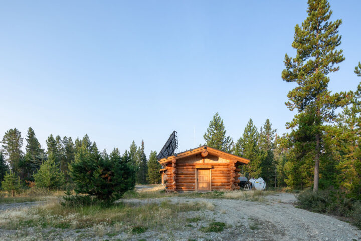 LIST8-01-Charlotte-Lake-powerhouse-360hometours-01s